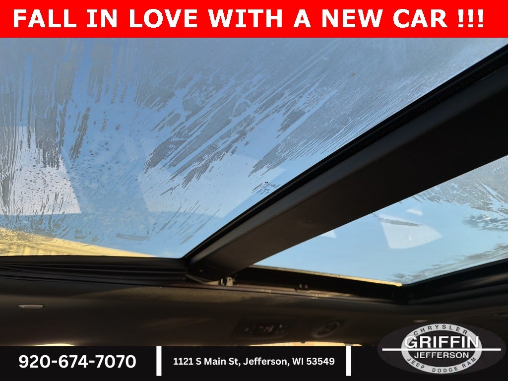 2021 Chrysler Pacifica Touring AWD !!!