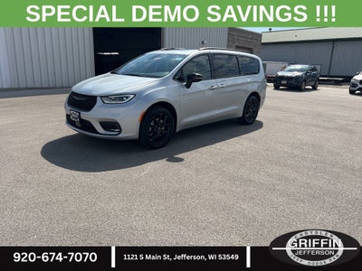 2026 Chrysler Pacifica Limited AWD !!!