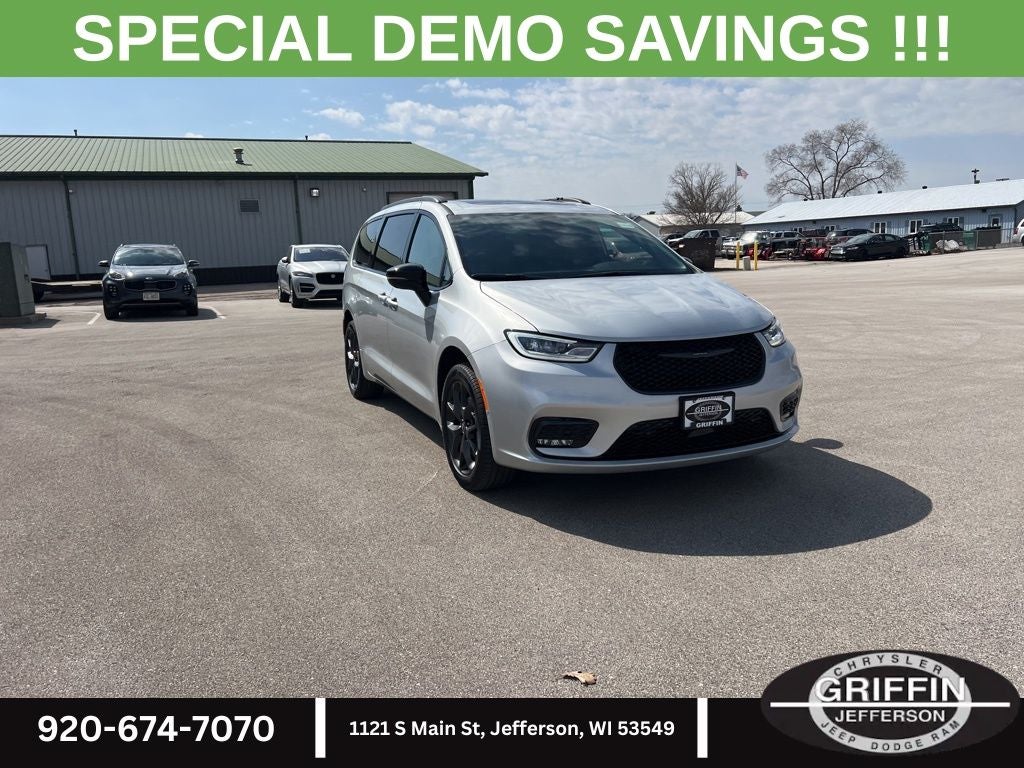 2026 Chrysler Pacifica Limited AWD !!!