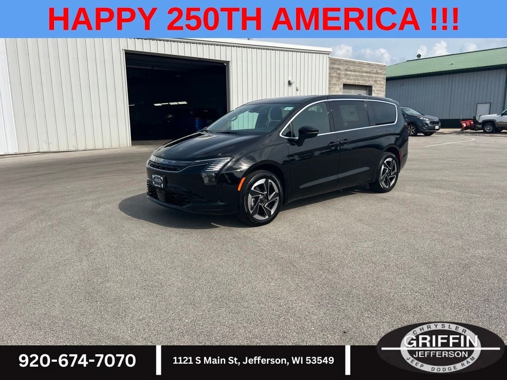 2027 Chrysler Pacifica Limited AWD !!!