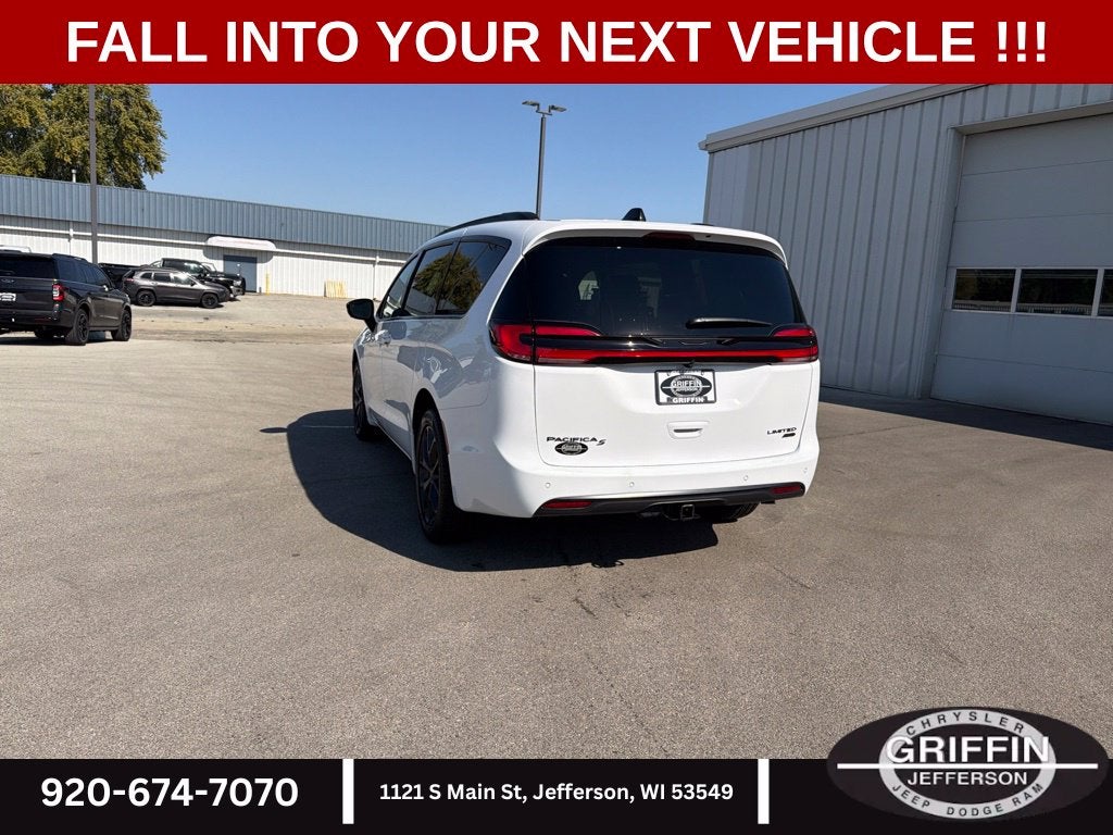 2027 Chrysler Pacifica Limited