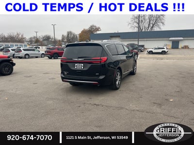 2026 Chrysler Pacifica Pinnacle AWD !!!