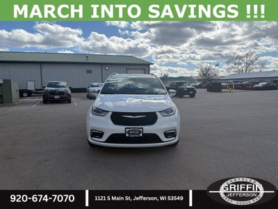 2024 Chrysler Pacifica Pinnacle AWD !!!