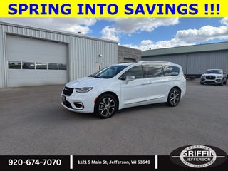2024 Chrysler Pacifica Pinnacle AWD !!!