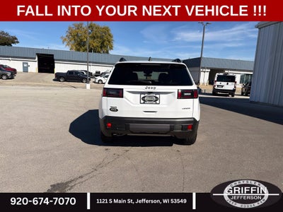 2026 Jeep Cherokee Laredo