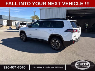 2026 Jeep Cherokee Laredo