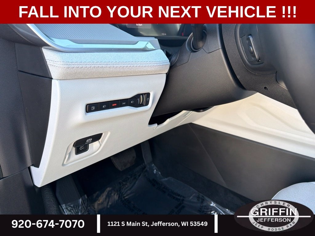 2026 Jeep Cherokee Laredo