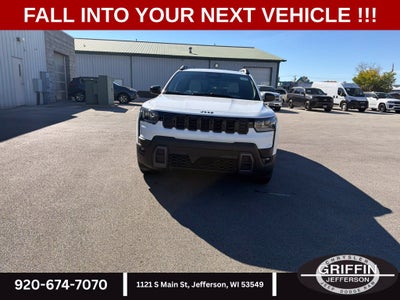 2026 Jeep Cherokee Laredo