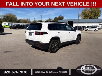 2026 Jeep Cherokee Laredo