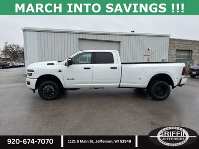 2026 RAM 3500 Big Horn NIGH EDITION !!!