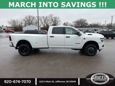 2026 RAM 3500 Big Horn NIGH EDITION !!!