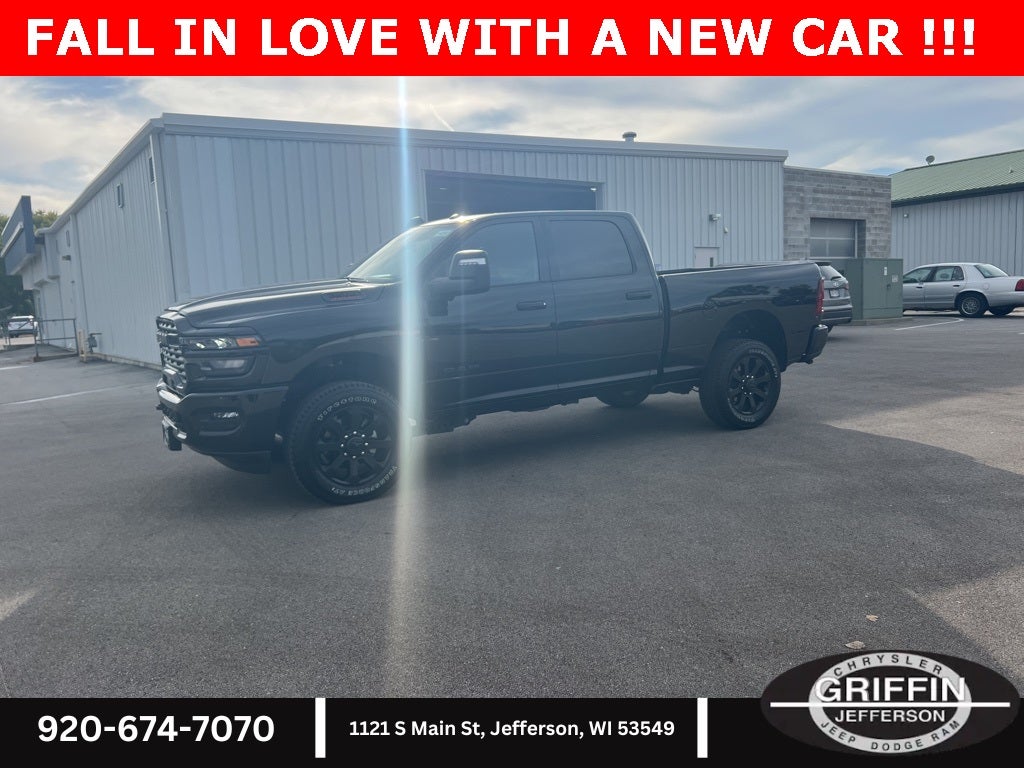 2025 RAM 2500 Big Horn Crew Cab 4X4