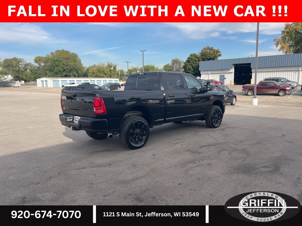 2025 RAM 2500 Big Horn Crew Cab 4X4