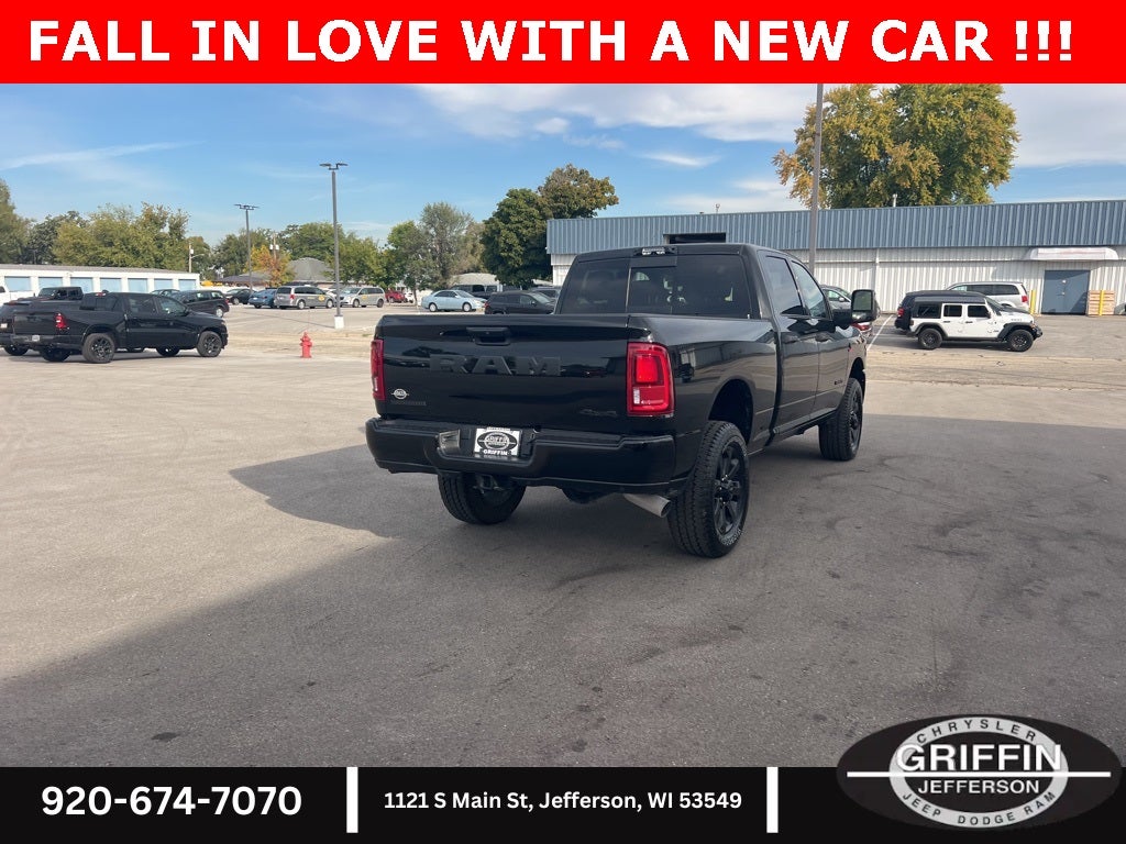 2025 RAM 2500 Big Horn Crew Cab 4X4