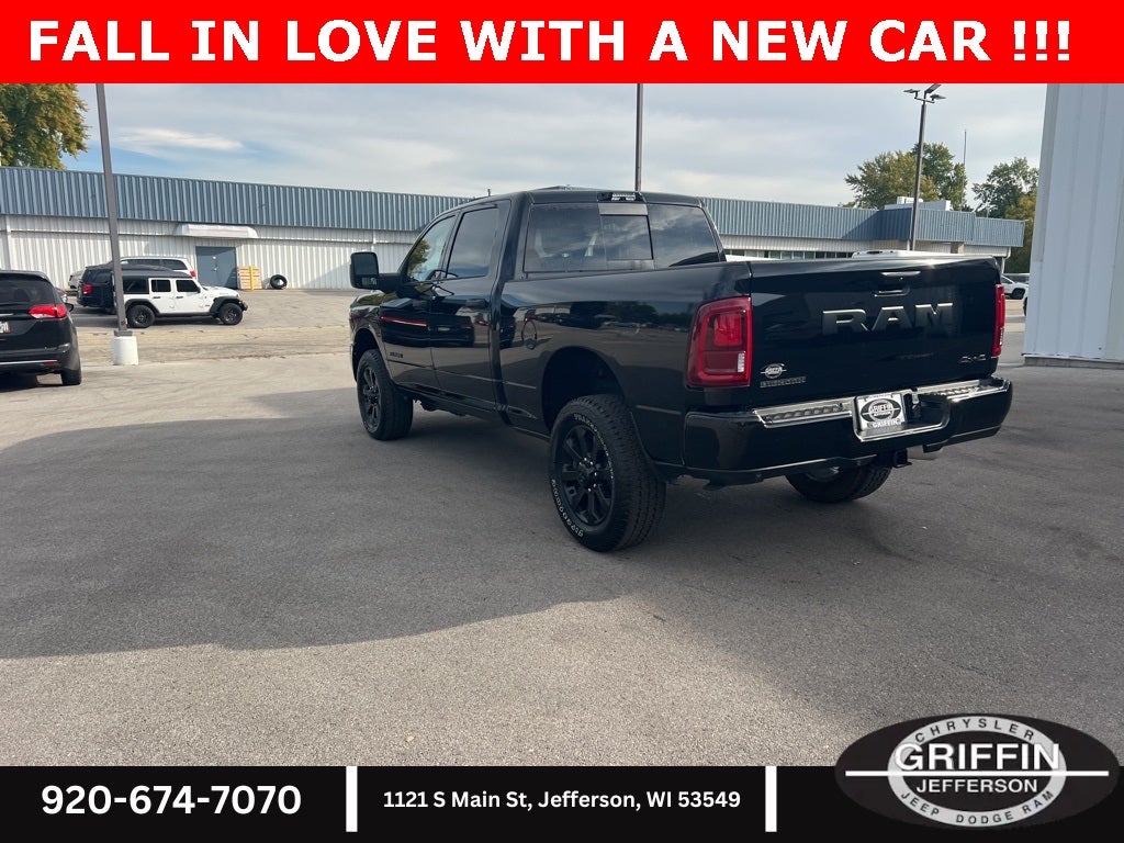 2025 RAM 2500 Big Horn Crew Cab 4X4