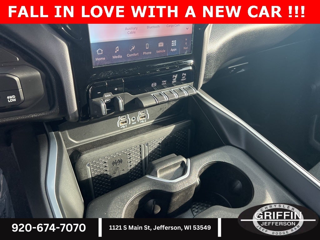 2025 RAM 2500 Big Horn Crew Cab 4X4