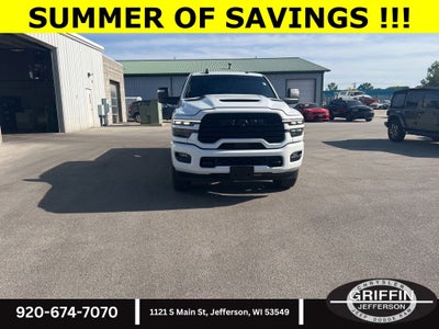 2025 RAM 2500 Laramie 4X4 V8 !!!