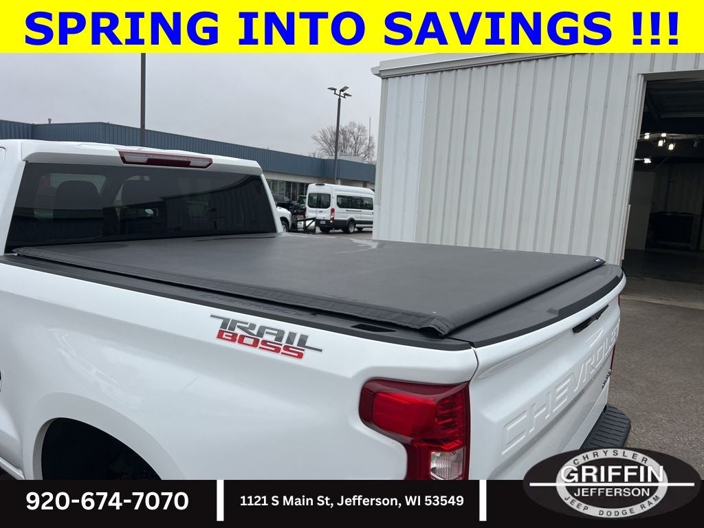 2024 Chevrolet Silverado 1500 Custom Trail Boss 4X4 V8 !!!