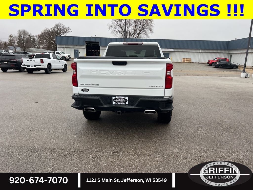 2024 Chevrolet Silverado 1500 Custom Trail Boss 4X4 V8 !!!