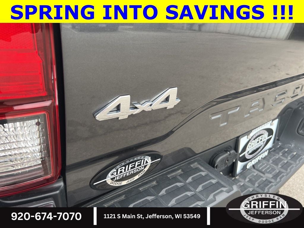 2019 Toyota Tacoma SR 4X4 V6 !!!