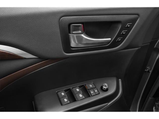 2015 Toyota Highlander XLE V6 AWD !!!