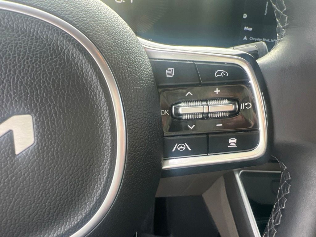 2025 Kia Carnival LXS Near Madison WI