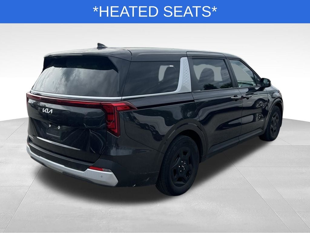 2025 Kia Carnival LXS Near Madison WI