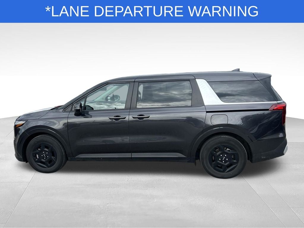 2025 Kia Carnival LXS Near Madison WI