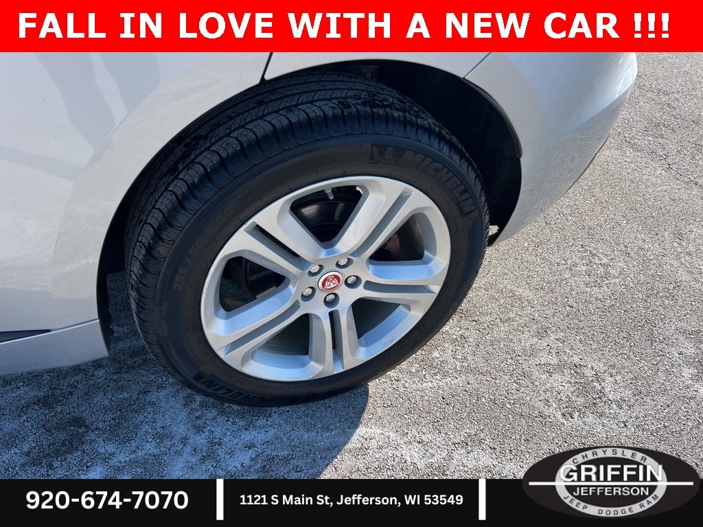 2017 Jaguar F-PACE 35t R-Sport