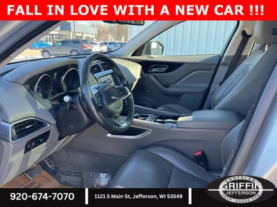 2017 Jaguar F-PACE 35t R-Sport