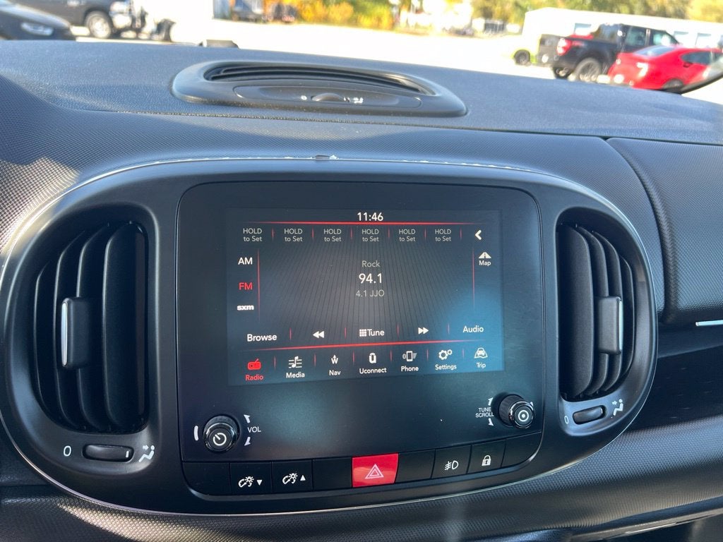 2018 FIAT 500L Trekking Near Madison WI