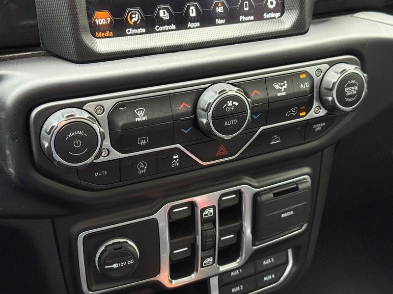 2022 Jeep Wrangler Unlimited Sahara Altitude