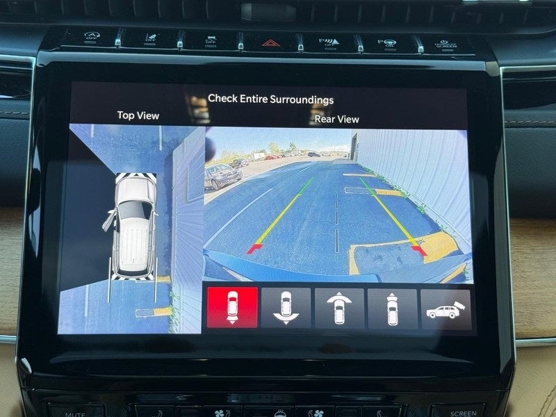 2023 Jeep Grand Cherokee L Summit RESERVE CERTIFIED Near Madison