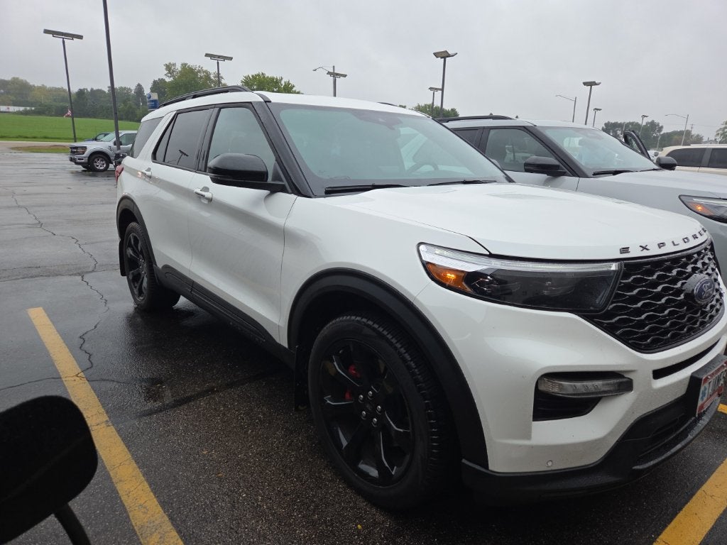 2024 Ford Explorer ST Certified Near Madison