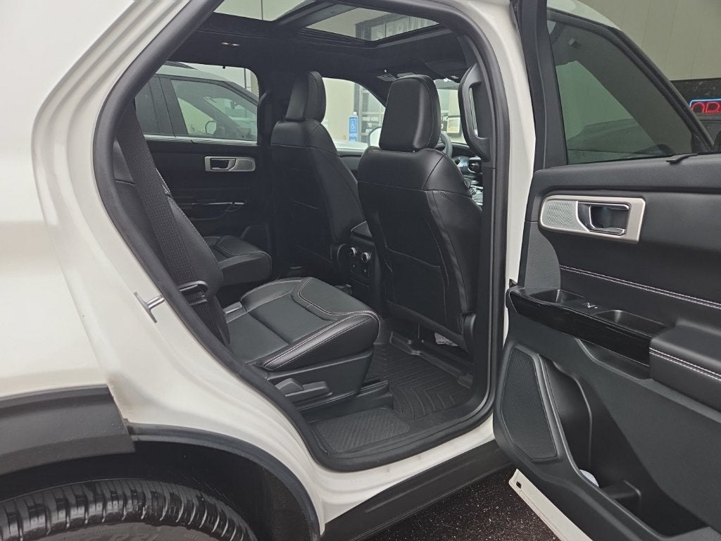 2024 Ford Explorer ST Certified Near Madison
