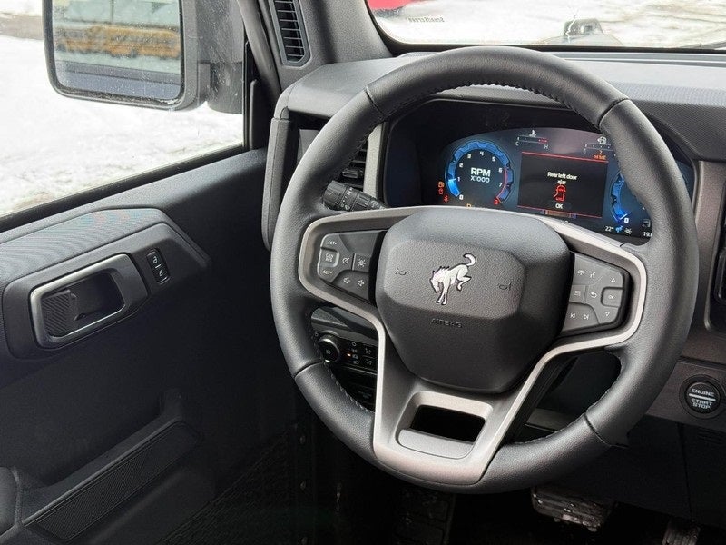 2025 Ford Bronco Big Bend Full Factory Matte Wrap