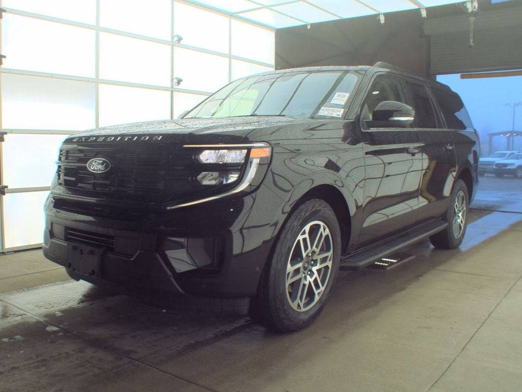 2025 Ford Expedition Max Active