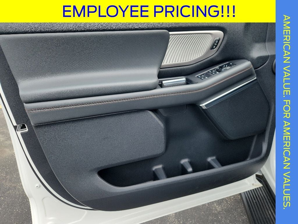 2025 Ford Expedition Active 4x4