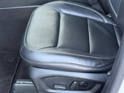 2023 Ford Explorer XLT CERTIFIED Near Janesville