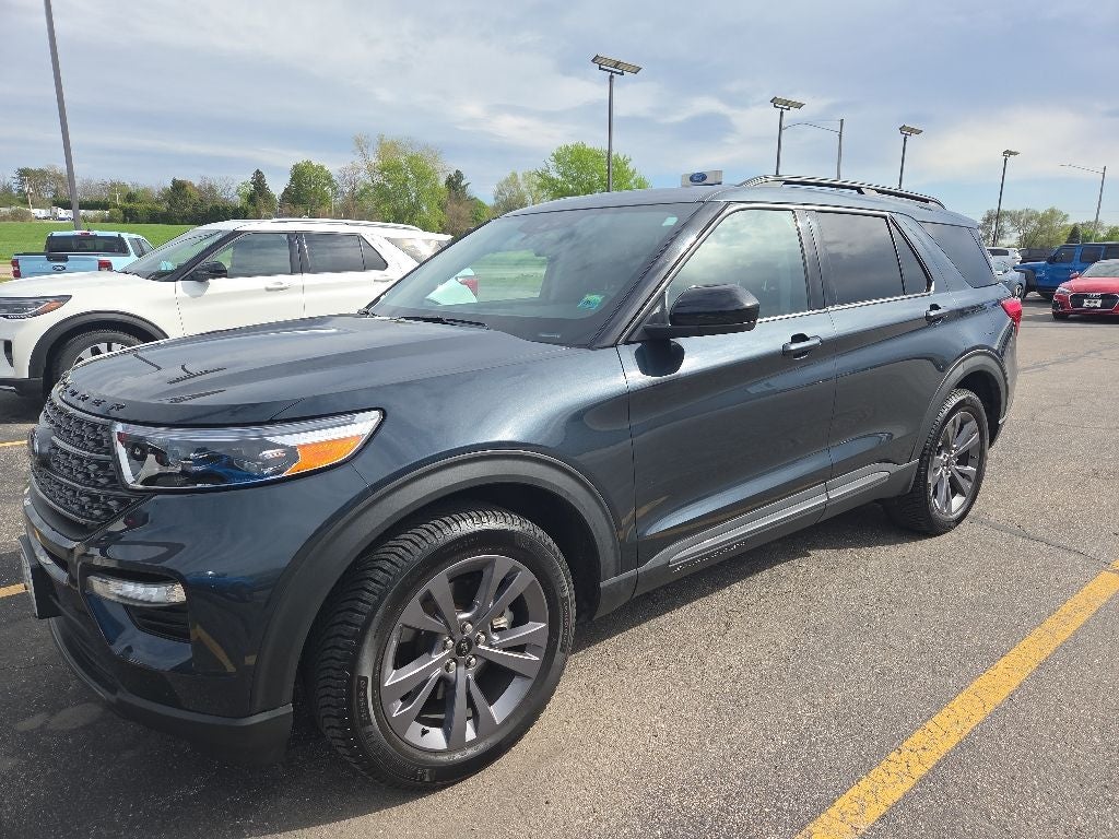 2023 Ford Explorer XLT