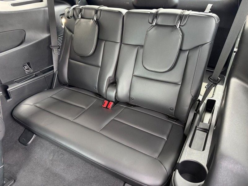 2023 Ford Explorer XLT Certified Near Janesville