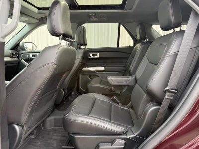 2023 Ford Explorer XLT Certified Near Janesville