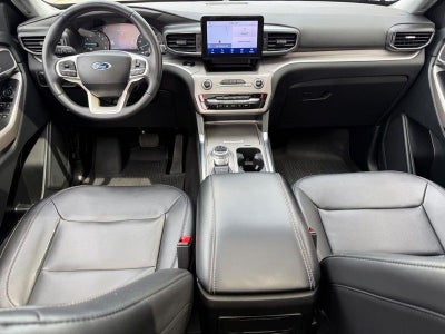 2023 Ford Explorer XLT Certified Near Janesville