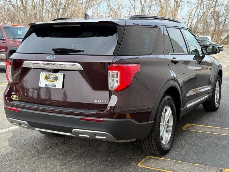 2023 Ford Explorer XLT Certified Near Janesville
