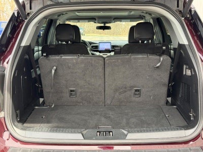 2023 Ford Explorer XLT Certified Near Janesville