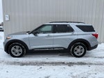 2023 Ford Explorer XLT CERTIFIED Near Janesville