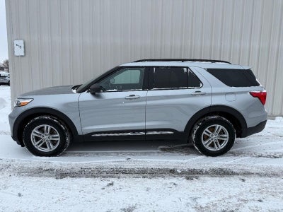 2023 Ford Explorer XLT CERTIFIED Near Janesville