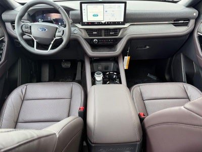 2026 Ford Explorer Platinum Luxury Leather Pack