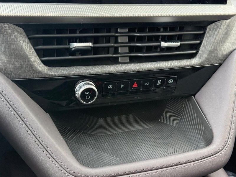 2026 Ford Explorer Platinum Luxury Leather Pack