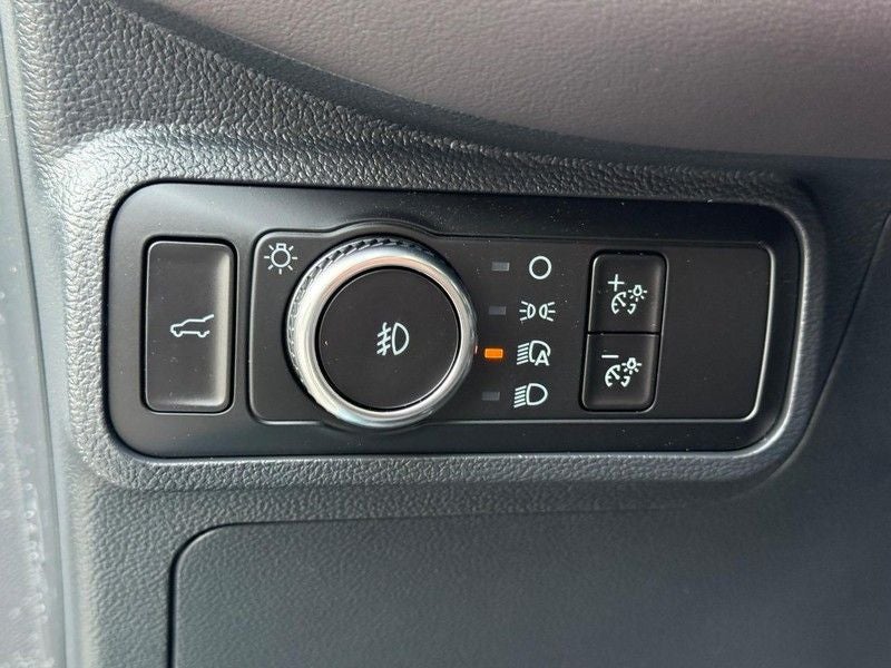 2026 Ford Explorer Platinum Luxury Leather Pack